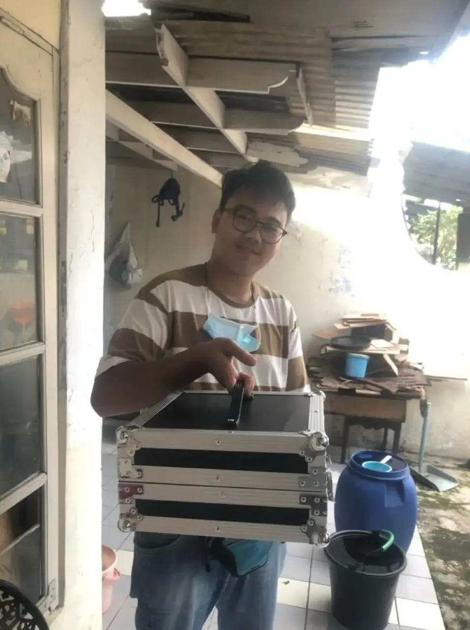 Perakitan rack case custom di workshop TJS Production